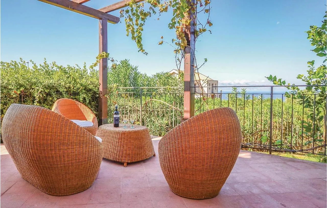 Villa Joly تيراسيني